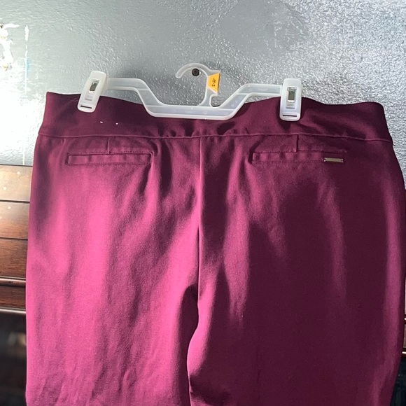 Ladies’ Plus Pull-On PONTE Pant—WINE - Picture 4 of 12